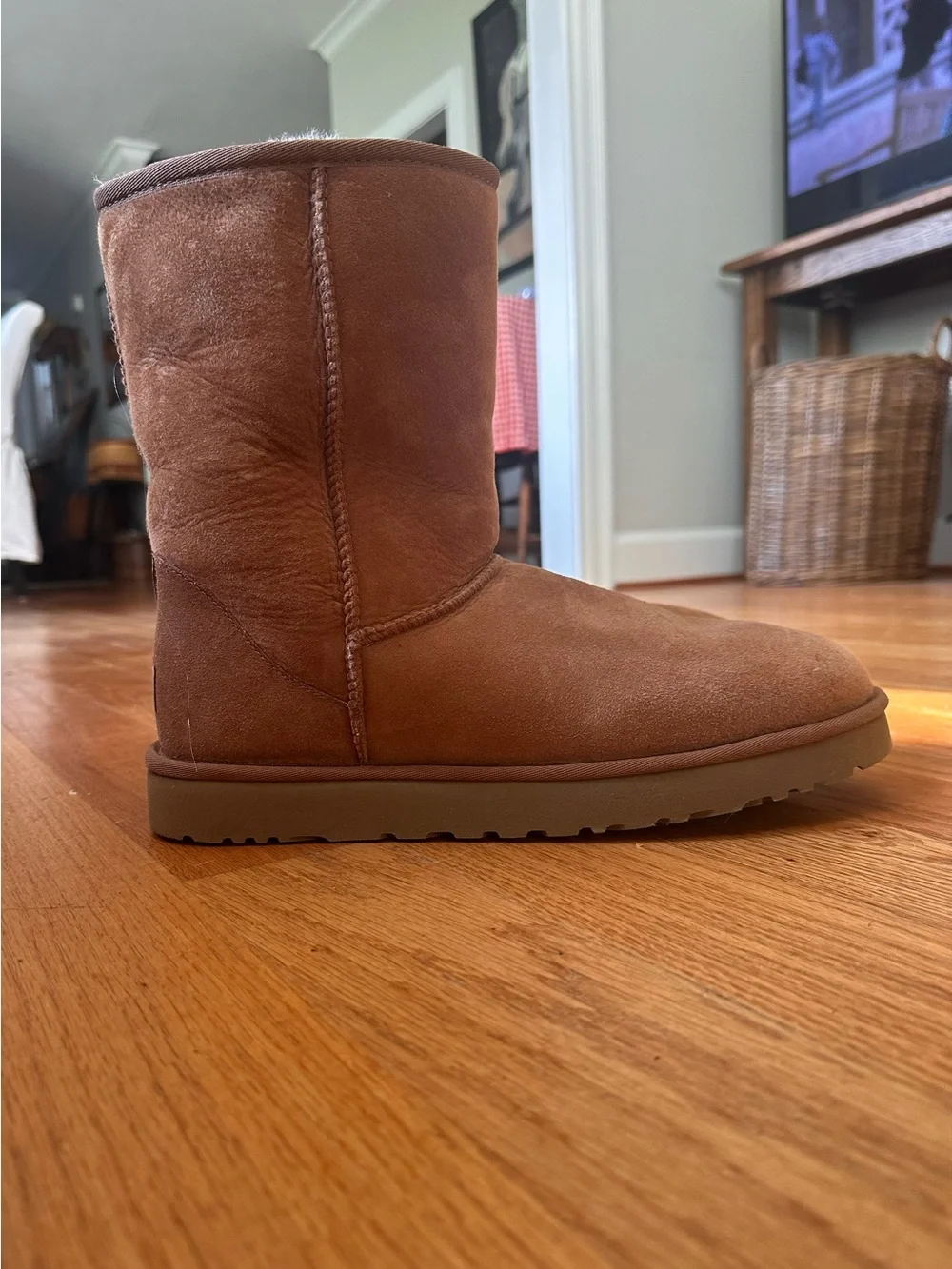 UGG Classic Short Men’s Boots